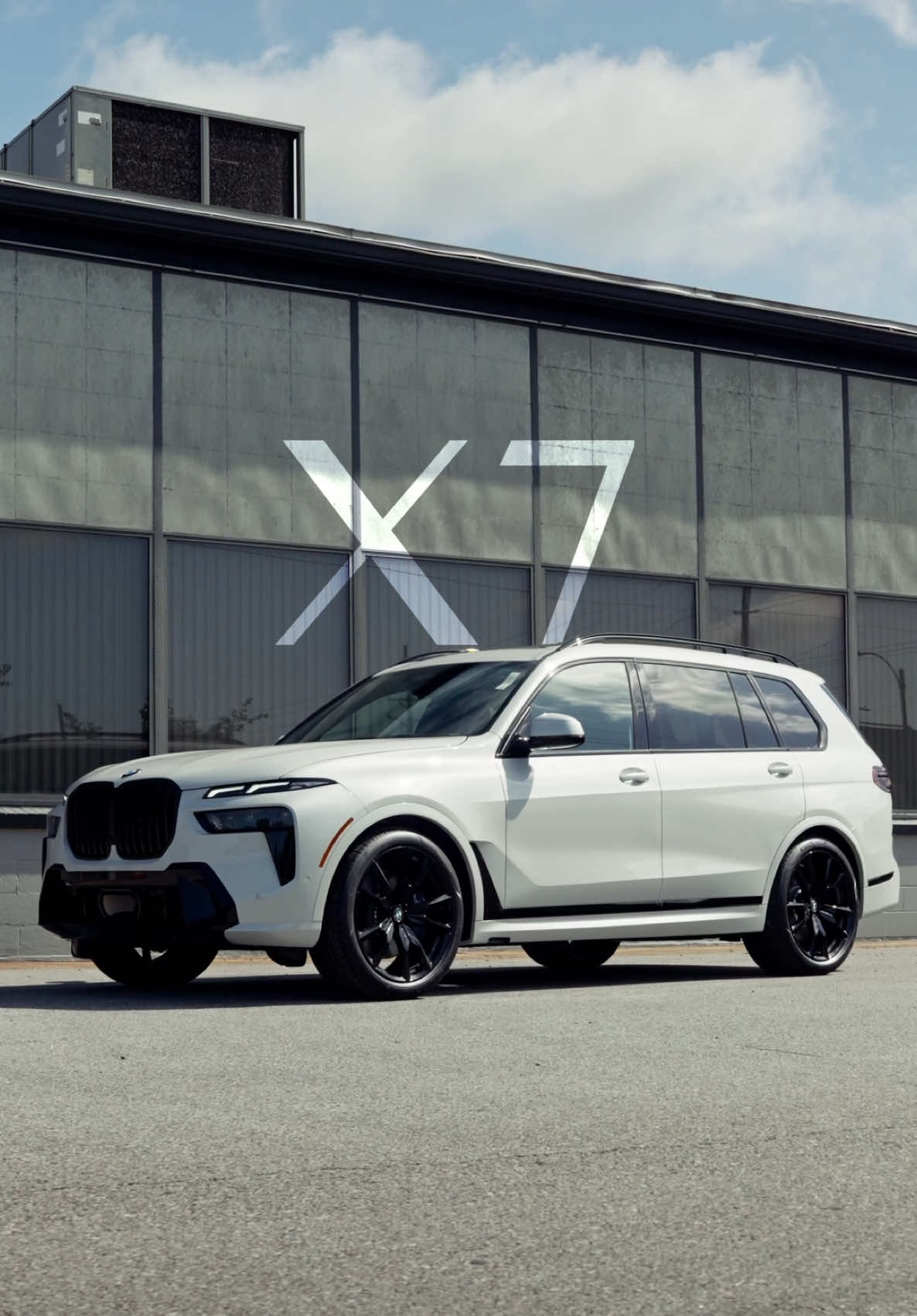 Need space, luxury, and power all in one? The BMW X7 delivers it all— 3 rows, premium comfort, and commanding performance.   Get the best, from the best: Autohaus BMW of Maplewood.   #BMWX7 #LuxurySUV #UltimateDrivingMachine #AutohausBMW #MaplewoodMO #DriveBMW