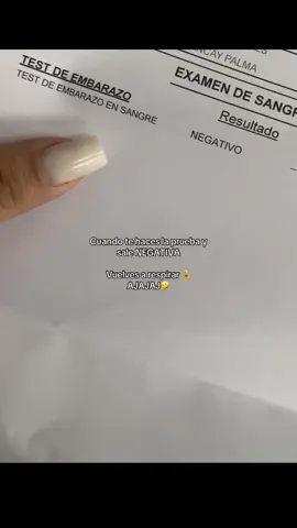 Adiós tristeza🤣🤣🤣 un susto menos 🙂‍↔️🙂‍↔️🙂‍↔️#negativo #humor #pruebadeembarazo #pruebadeembarazonegativa #humor #paratii #adiostristeza 