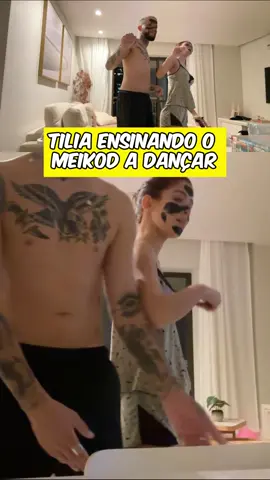 Tília ensinando o Meikod #tilia #tiliaoficial #meikod #meikodrj #danca #comedia #fyp #foryoupage
