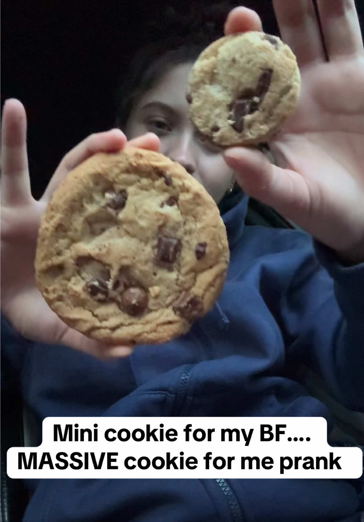 him immediately thinking it’s a chip ahoy cookie 😆🍪 - #couplegoals #harmlessprank #tiktoktrend #couplecomedy #prankwars #mini #funnyvideos #couplescontent #prankonboyfriend #couplestiktok #coupleschallenge #trend #viral #share 