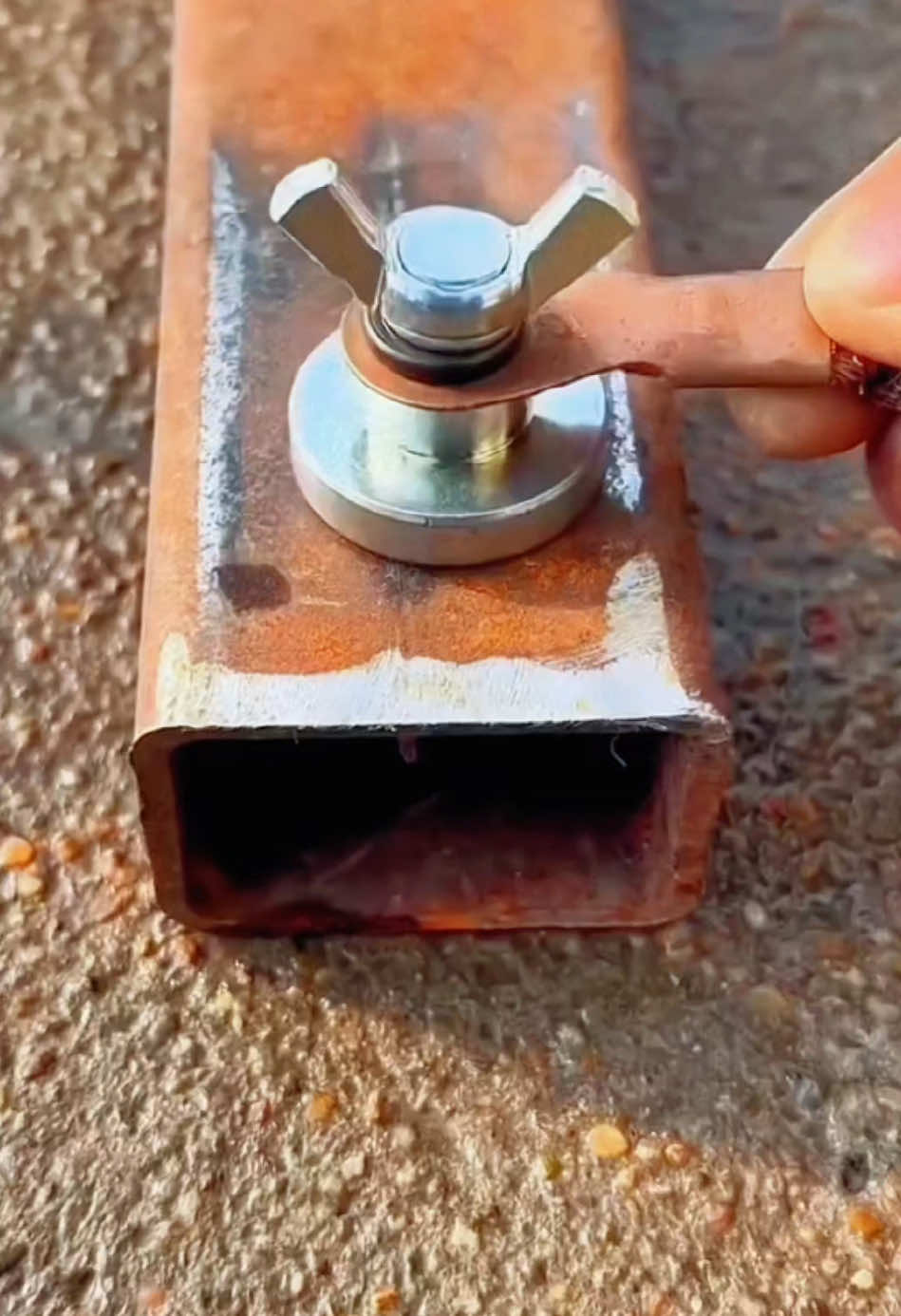 เครื่องติดแม่เหล็กแรงสูง#เครื่องเชื่อมเชื่อม#แม่เหล็กเชื่อม#การเชื่อมเชื่อมไฟฟ้า#ตัวเชื่อมเหล็ก#เครื่องมือเชื่อม#เครื่องมือห้าทองคํา#Tiktok #Foryou #Goodthing #fyppppppppppppppppppppppp 