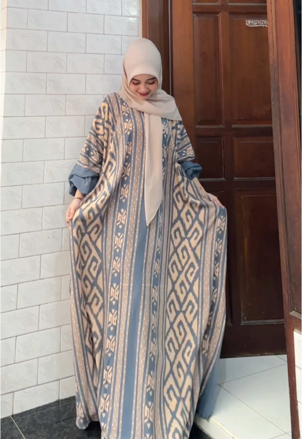 cantikk bgtt kaftan warna blue ginii🤭