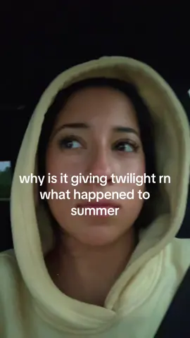 i swear it was 80 two days ago and now it’s rainy and 50 #twilight#rain#cloud#fortnite#fypシ゚viral 