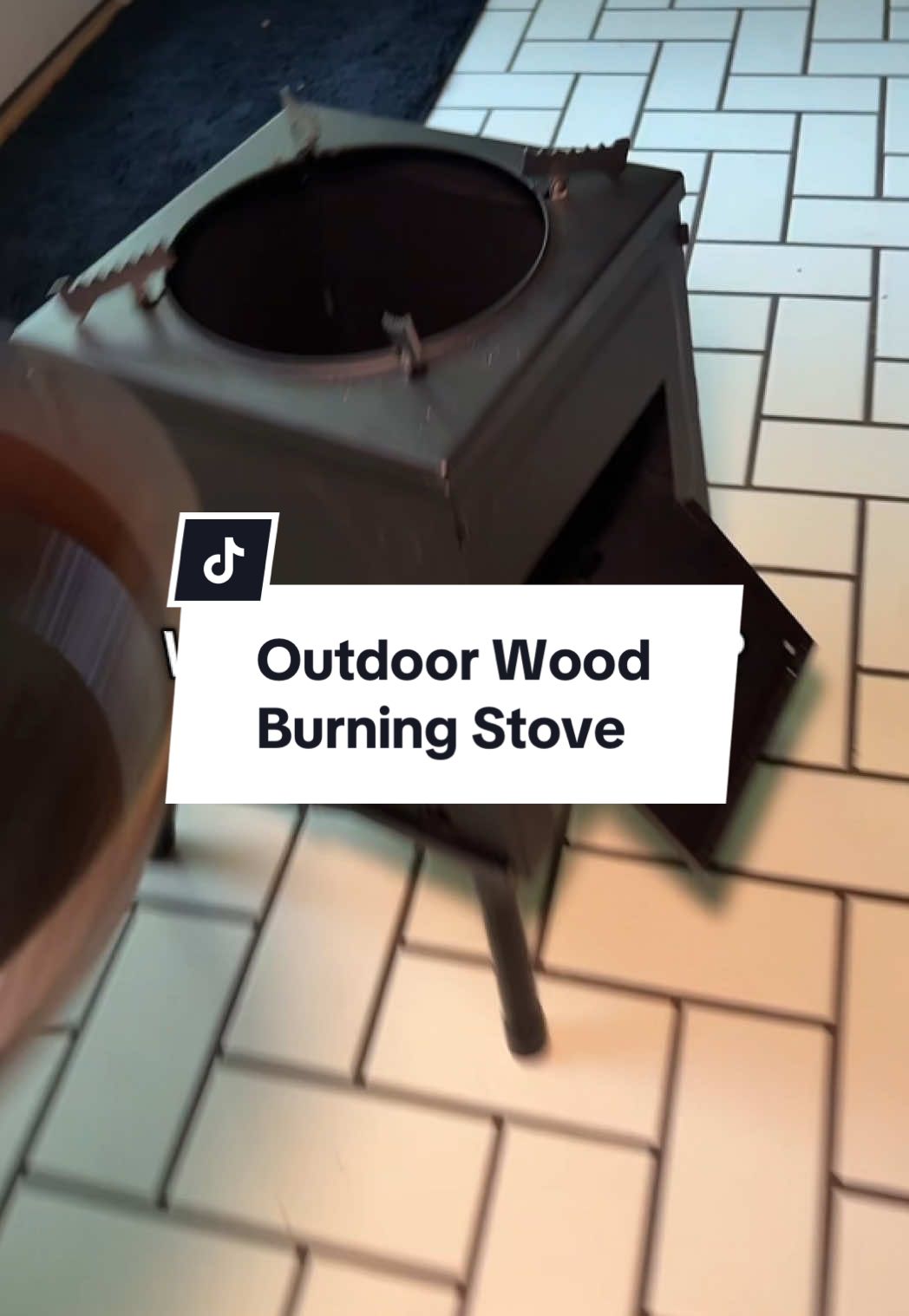 Make a full meal outside with just twigs and this compact little stove. No gas, no plug — just fire. 🔥 #OutdoorCooking   #WoodBurningStove   #Showertok   #OffGridLiving   #CampingGear   #TinyToolsBigImpact   #HomesteadLife   #MinimalistCamping   #PrepperTok   #SurvivalGear 