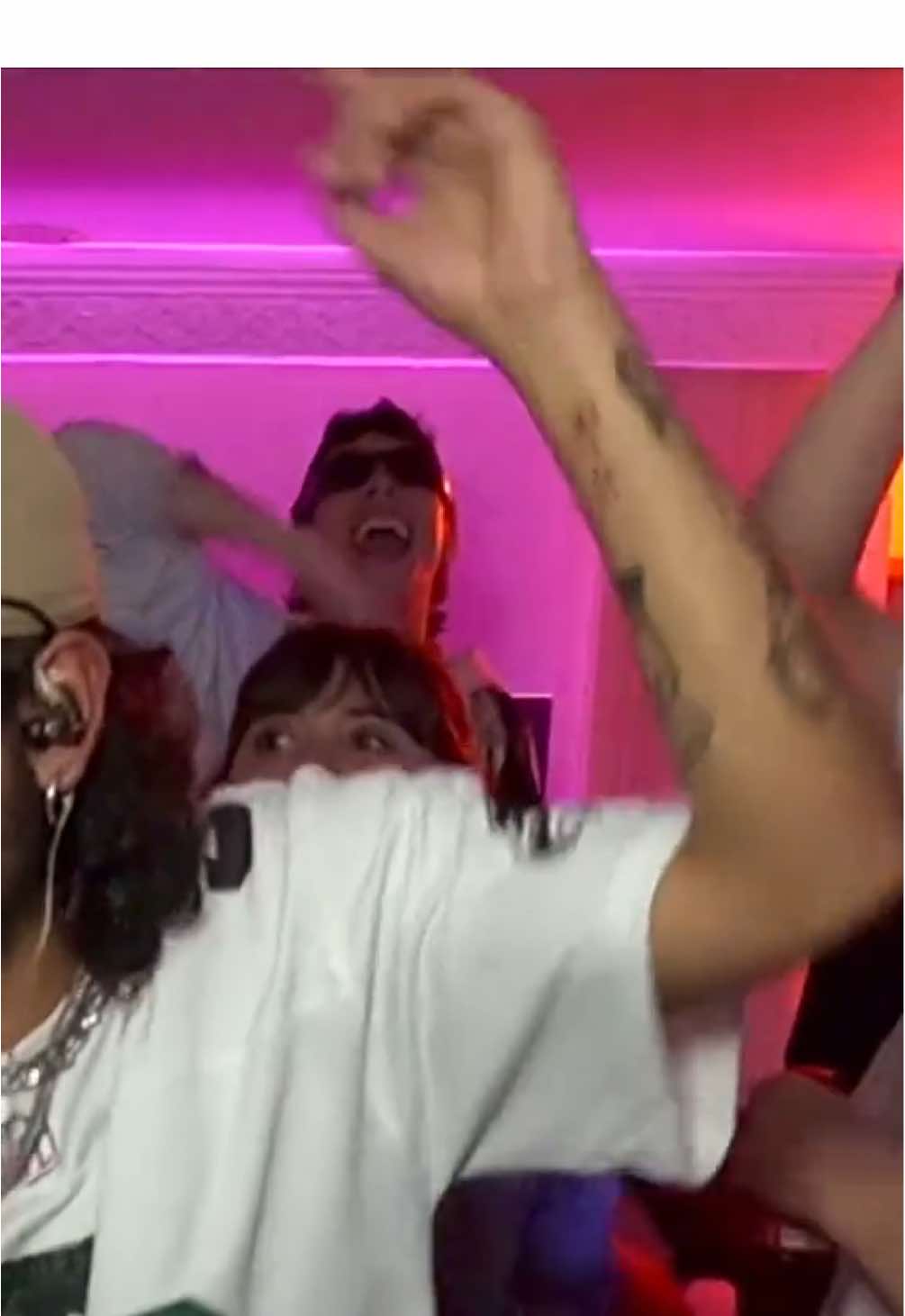 Y VER EL SOL SALIENDOOOO 😎🌅 #fyp #dj #djset #elseteo #jalvarez #reggaetonviejito #reggaeton #perreo #medellin #bogota #baile #fiesta 