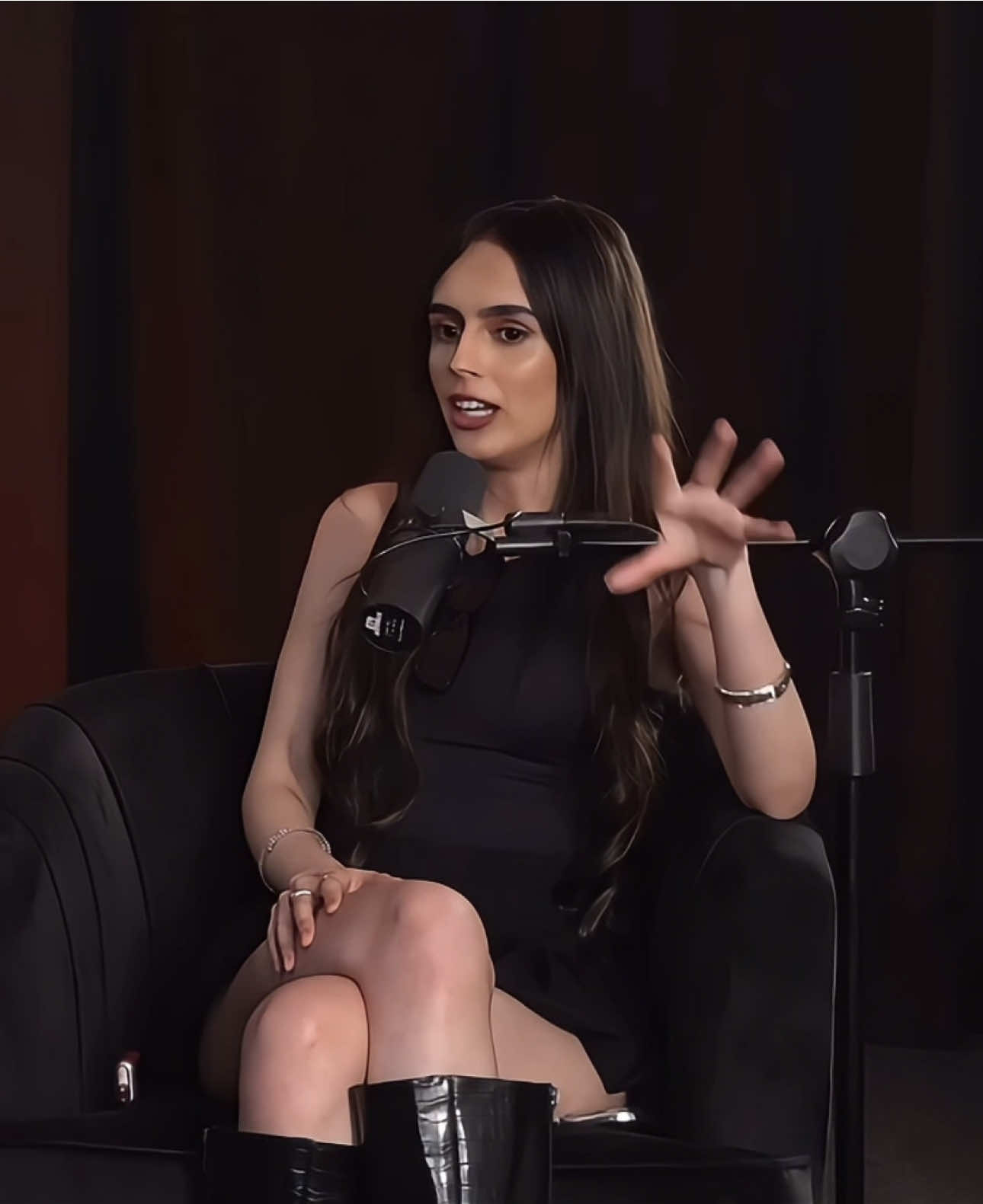 Una música que hace a Jessica recordar a su ex #jessica #5comentarios #podcastclips #podcasts #Podcast #alejandrosago #luischaparro #zerme #malleza 