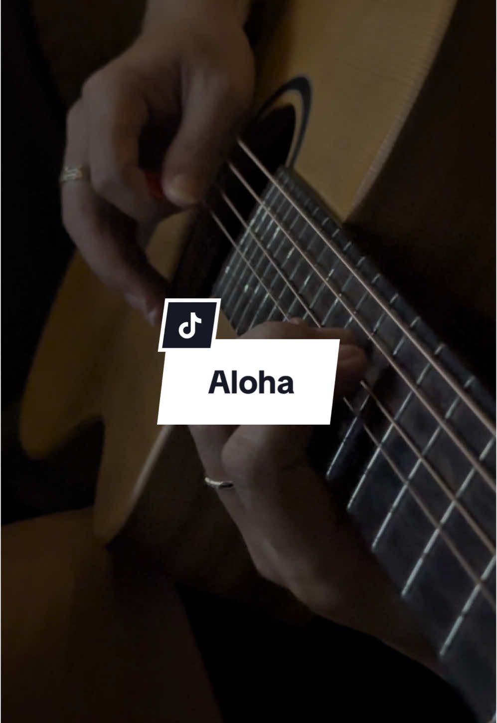 “Nào ta hãy hát khúc hát về mùa đông yêu thương đi… 😅” #aloha #guitar #lead #kimtam #xuhuong 