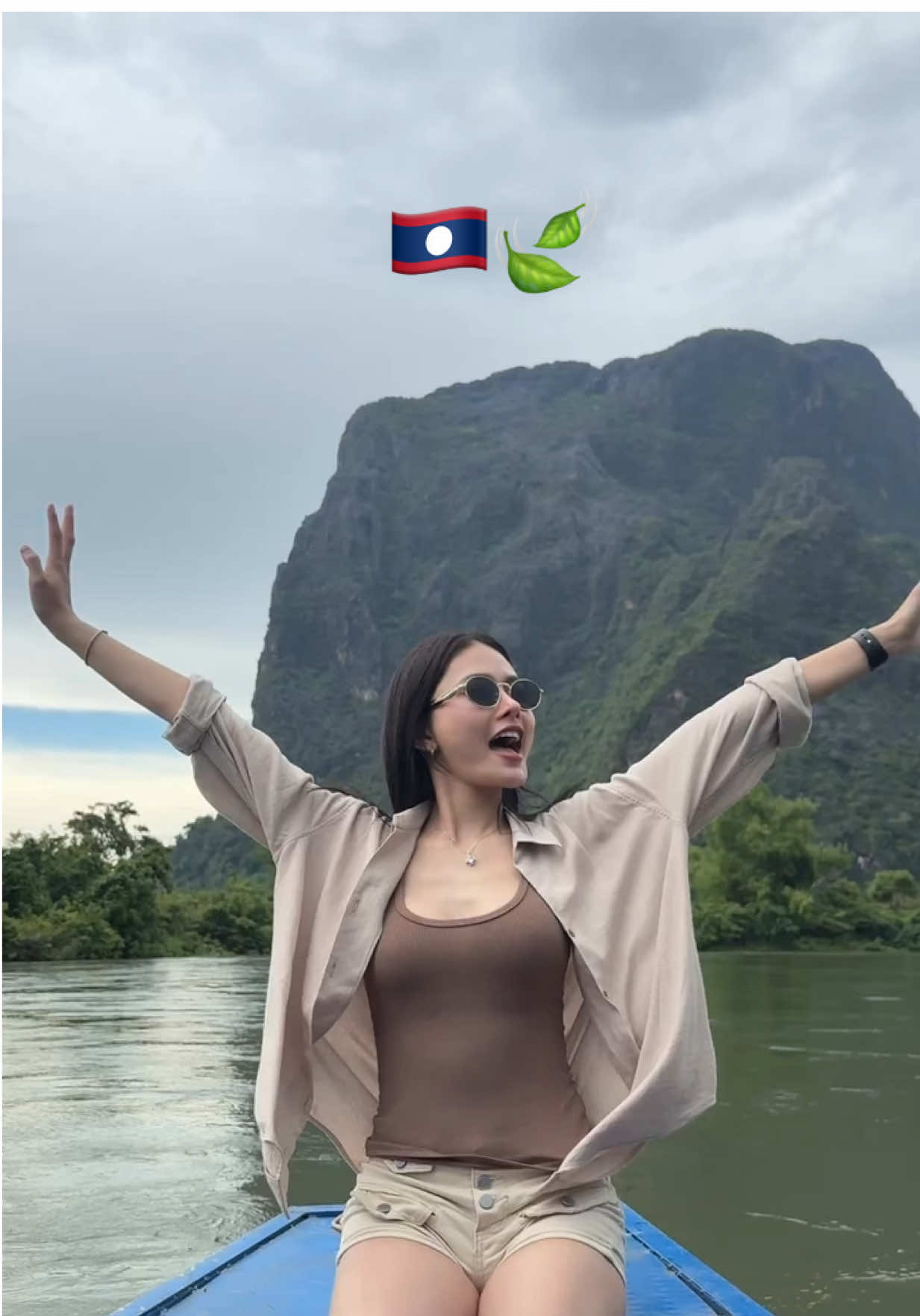 🇱🇦🍃🤍 #เที่ยวสปปลาว🇱🇦 #เมืองเฟือง🇱🇦 #น้ําแข็งทิพวรรณ #หลอยมาหาแหน่ 