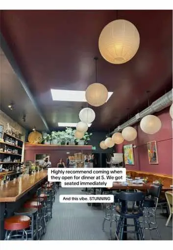 Going to SF’s classic places 🍕🍷Everyone needs to try the brussel sprouts IMMEDIATELY #sffoodie #sanfrancisco #sanfranciscofood #sfguide #thingstodosf #sftok #sfrestaurants #funthingstodoinsf #sf 