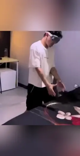 When you first try VR glasses #fyp #funnytiktok #funny #funnyvideos #mischief #funnymischief #interesting #foryou #happy #interestingvideo #usaus #possessed 