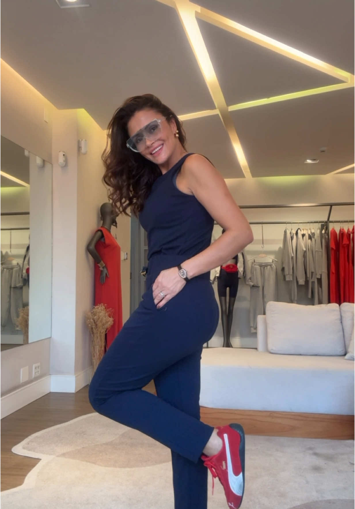Lançamento …  CONJUNTO NOEMIA + conjunto MOLEDOR PIETRA !  Já está DISPONÍVEL no site e no WHATS app ! New collection limitada 🏃‍♀️🏃‍♀️🏃‍♀️, para garantir … assistam nosso stories link 🔗 disponível no destaques . #moda #conjunto #comfy #versatility #lookinspiracao .