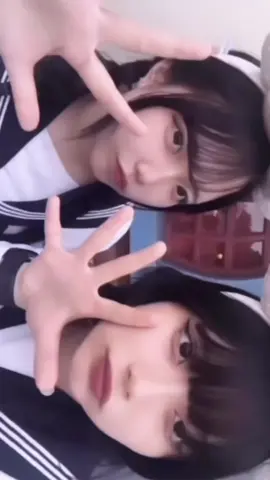 ディズニー行ったよー🐭🩷 雨で濡れたけど楽しかった🎶10個以上アトラクション乗ったよー♡連れてきてくれてありがとう(T^T)(T^T)(T^T)#fyp #fypシ #ljk #制服ディズニー #おすすめ 