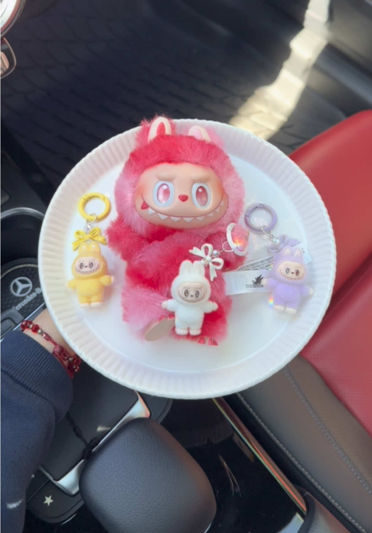 Mini labubus from our shop 💕 #labubu #trending #viral #fyp #labubus #bigintoenergy #bigintoenergylabubu #trinkets #minilabubukeychain #keychains 
