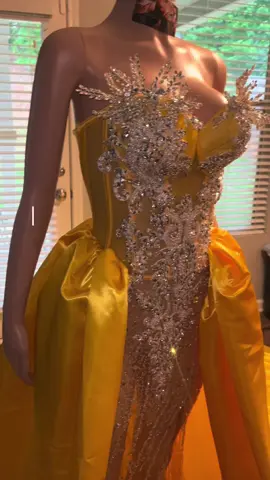 So sad about this because I love this dress so much. Hopefully one of you needs a dress 😫🪡🧵 #prom #prom2025 #promfail 