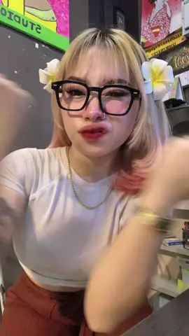 sudah pirang rambut mu⁉️ bah lekas color rambut bersamakuu🤪‼️ promoo baru masokk minggu iniii🤪‼️#eiylaadieyla #fyp #fyppppppppppppppppppppppp #thailand🇹🇭 #indonesia🇮🇩 #hairstyle #hairstyle #hairstyles #fy 