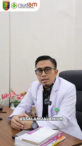 Hai Sahabat DuMo 🧠 Atu kiyay yuk kita mengenal apa itu Disfungsi Ereksi dengan dokter spesialis nya langsung, Serta bagaimana terapi disfungsi ereksi nya 💡 So, untuk atu kiyay kalau mempunyai keluhan seperti yang dr. Exsa Hadibrata, Sp.U jelaskan, yuk jangan tunda untuk konsultasi di pusat layanan kesehatan yang berada di Poli Rawat Jalan dan Poli Eksekutif RSUD Dr. H. Abdul Moeloek Provinsi Lampung. Untuk informasi lebih lanjut : ☎️: 0821 8182 4557 .