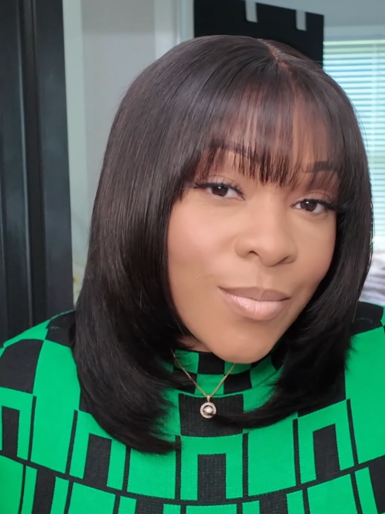Slay effortlessly💁‍♀️✨Transform your look in seconds with this chic layered bangs bob wig—no glue needed, just instant glam😍Link in bio search 'SPE063'#lacewig #bobwig #wigwithbangs #layeredhaircut #gluelesswigs