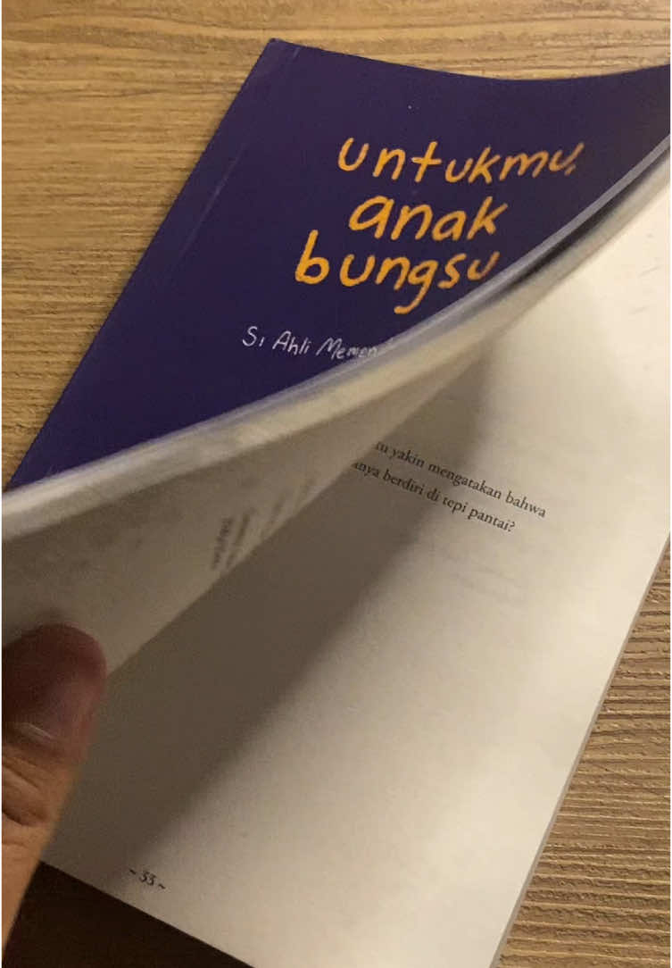 hei anak bungsu #untukmuanakbungsu #bungsu #anakbungsu #BookTok #buku #SelfImprovement #keluarga #novel #kutipan #fypp #fyp #fypシ゚ #xyzbca 