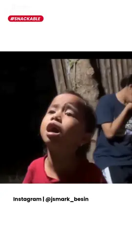 #MSSnackable | POV: PINAKANTA KA NG MAMA MO SA REUNION 😂 🎶 May timbre siyang ‘di mo malilimutan… kasi tumatak talaga. 😅 #fyp #foryoupage #ViralVideo #BiriteraBaby #FunnyKidMoments #PinoyTikTok #KalokohanSaTikTok #SingingFail #MiniPerformer #SoundCheckPaMore #CutePeroSablay 🎤👧😂