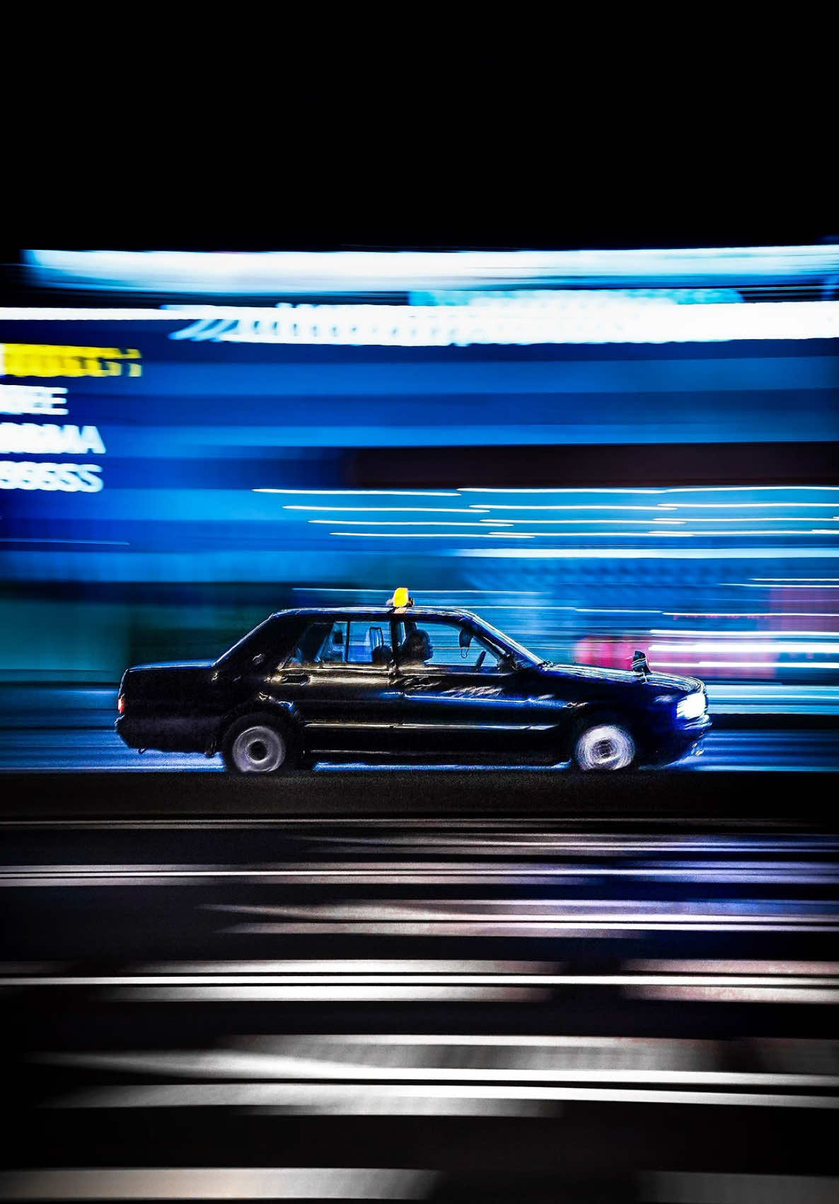 【撮影:Ryota】 夜に流し撮りをしてきました！ #rkphoto9 #撮影テクニック #一眼レフ #ミラーレス #撮影方法 
