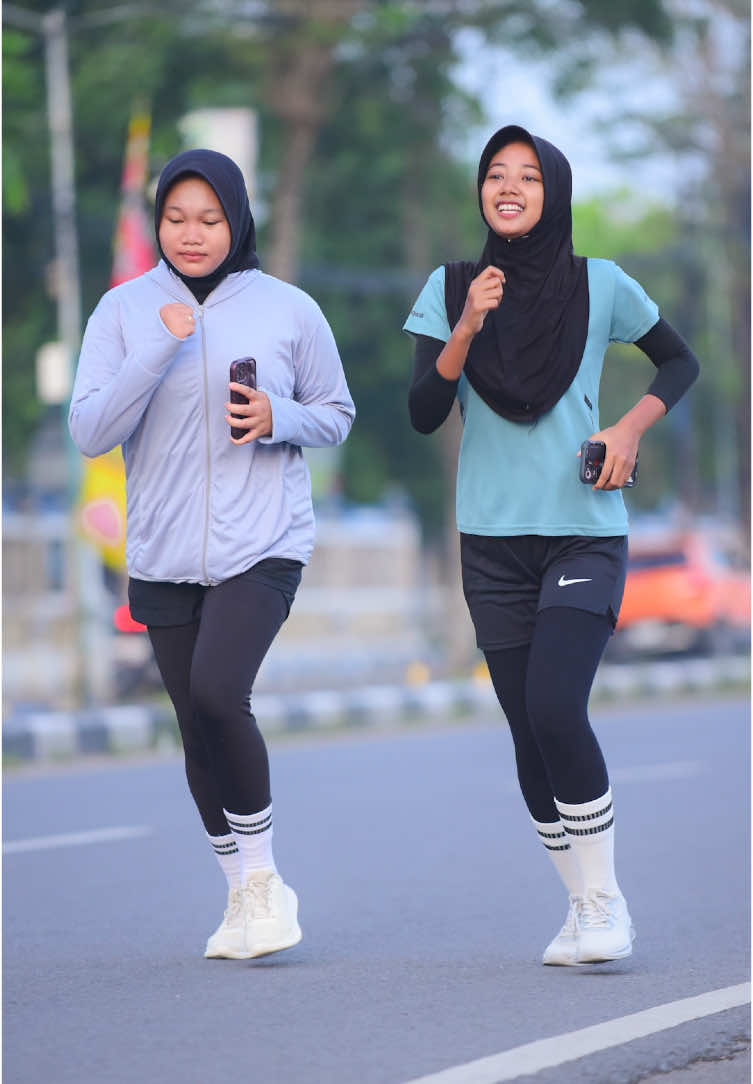 Potret Olahraga Rabu Sore 😍 #KontenDuluBaruOlahraga #sampang #fotoolahragasumenep #fotoolahragapamekasan #fotoolahragasampang #fotoolahragabangkalan #Running #runningsampang #fotoolahragamadura