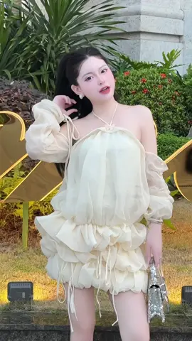 Mong hàng vạn năm sau nữa anh vẫn nhớ tên em giữa triệu triệu đó hồng!!!#xuhuong 