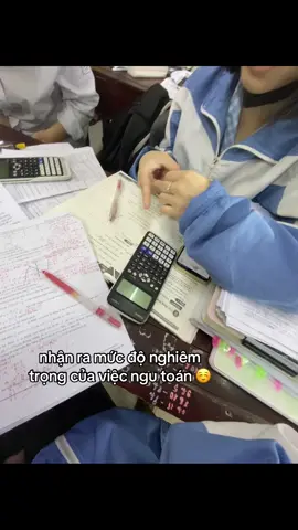 2k7 hấp hối vì toán 😭 #2k7 #thptqg2025 #totnghiep #daihoc #xh #viral 