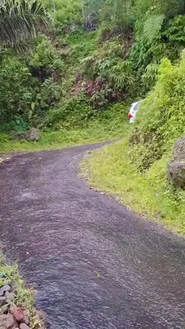 astaghfirullahalazim orang nya di dalam #mundur #fyp #fypage #fyppppppppppppppppppppppp #fypシ゚ #fyyyyyyyyyyyyyyyy #fypberanda #fypberandatiktok #fypberandamu #fypberandaviralkan #pencarian #kecelakaan #kecelakaanpesawat #kecelakaanberuntun #mobilmundurditanjakan #fyphariini #viralvideo #viraltiktok #viralhariini #inalilahiwainalilahirajiyoun #astaghfirullah #astagfirullahaladzim #trend #tiktokfyp 