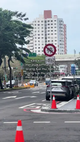 sehat selalu nggih mak, temani anakmu sampe sukses🤍✨#fyp #ibuhebat#pejuangkeluarga#semuauntukibu#🇲🇨🇹🇼#fypviral#indonesia#💸💸💸 #🌏 