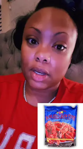 Gurl I done found my crawfish plug here in Cali this the closest imma get to anything close!!! Walk don’t run to #walmart #crawfish #ricelandcrawfish #neworleans 