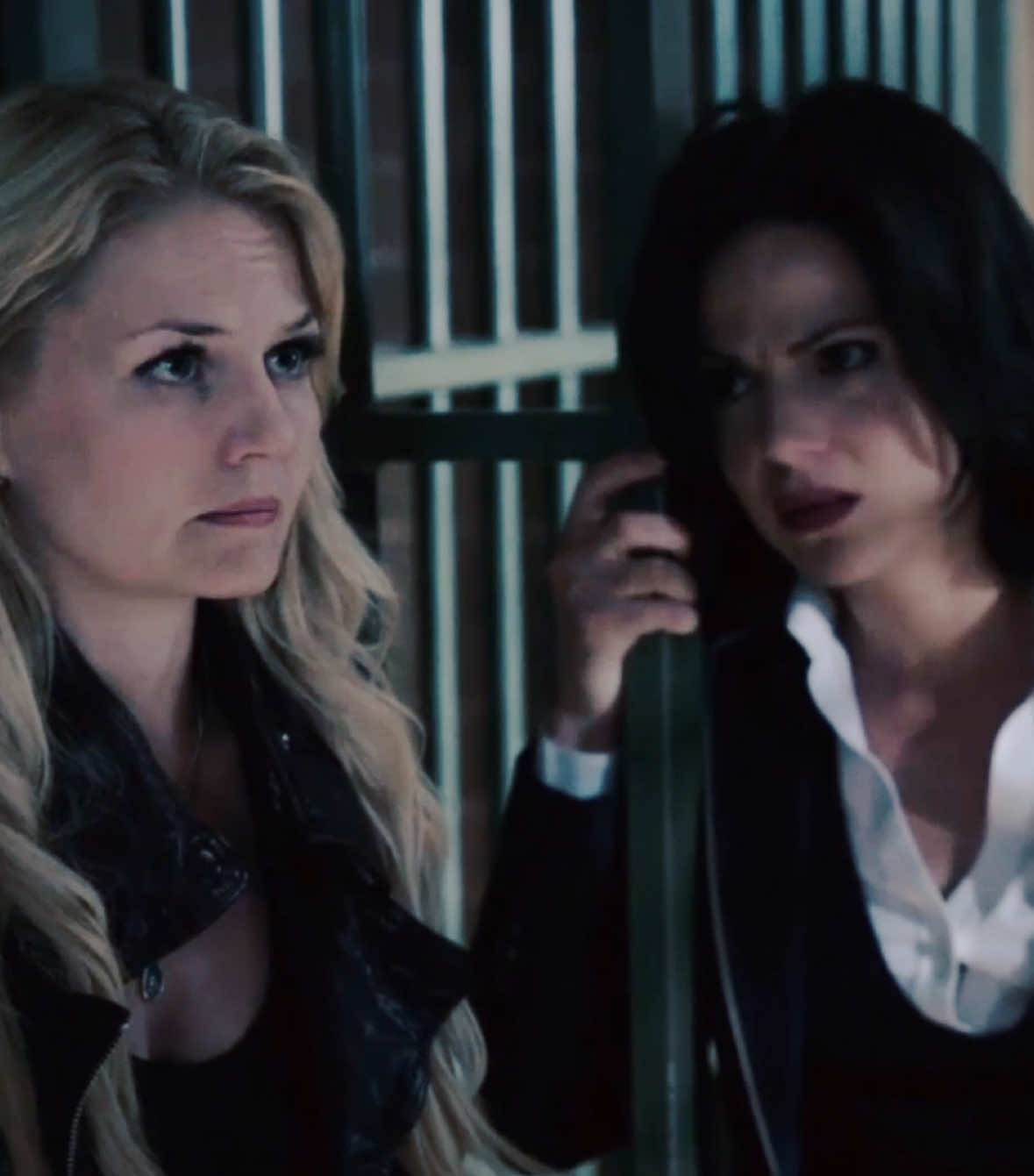choose your wlw ship fighter.. (is this too niche?) cc @elle ⚔  #agathario #agatharioedit #swanqueen #swanqueenedit #supercorp #supercorpedit #gelphie #gelphieedit #jenandjudy #jenandjudyedit #jemily #jemilyedit #criminalmindsedit #agathaallalongedit #supergirledit #deadtomeedit #wickededit #ouatedit #wlwedit #sailorsong 
