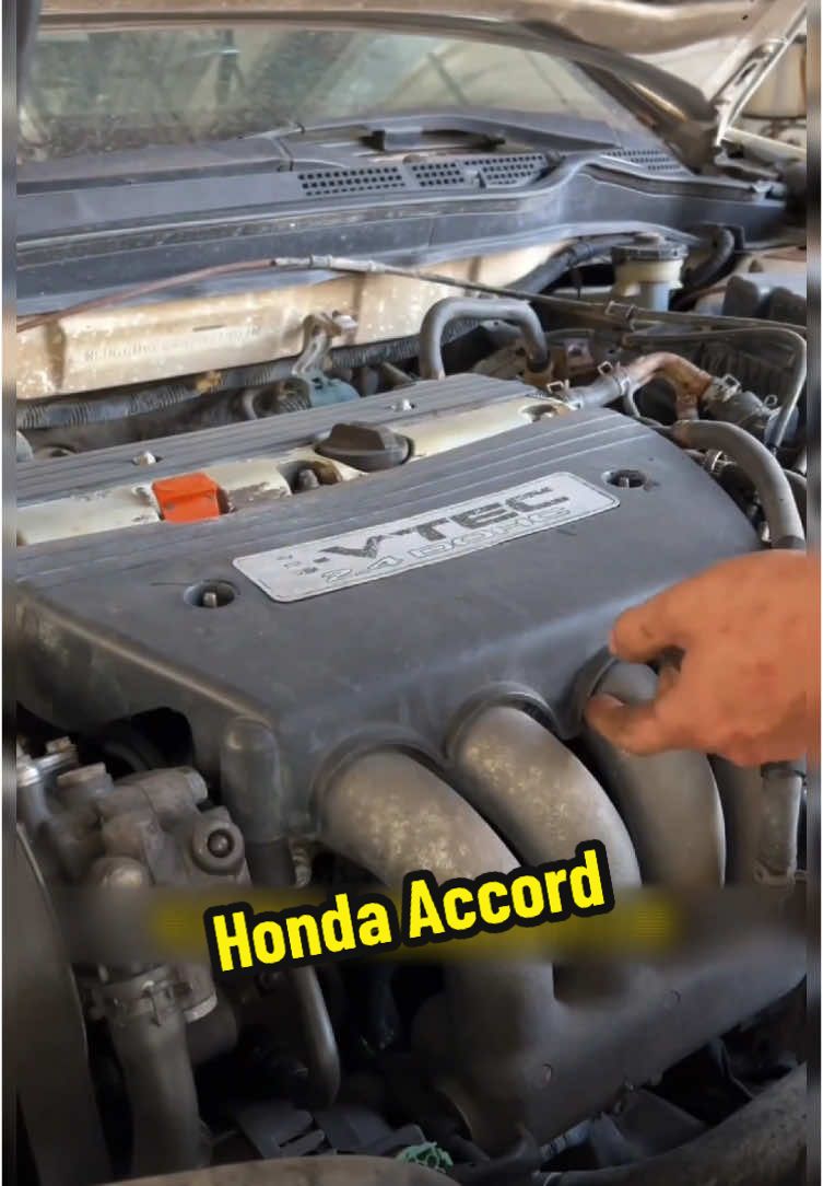 This video shows you simple steps to bring a broken Honda Accord back to life! 🧰💥 Try it at home — no pro tools needed! 💬 Comment the car you want us to fix next on the channel! 👇 #FixItFun #crcrestored #overhaul #tiktokautocampaign #carreview #carmechanic #rebuild 