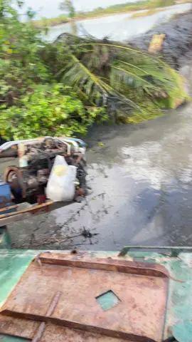 cuốc vuông nhà xong cuốc vuông chủ xe luôn🤣#xecuocmientay🥰 #tiktok #uocduoclenxuhuong #xecuocbaclieu94 #fbyツ ##xunuongtiktok #xuhuong2025🥰 #capcut #xuhuong 