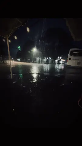 ngàn lối trên đường em đi.. #xuhuong #xhhh #xh #fyp #viral #buon #qtran 