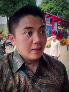 everyone has crush on him🙂‍↔️ #letkolteddy #mayorteddy #teddyindrawijaya #mayorteddyindrawijaya #fyp 