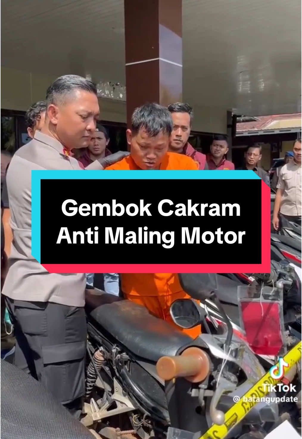 Membalas @Gemoy Gemoy Gembok Kunci Cakram Original Honda Anti Maling Motor,Bisa Untuk Semua Motor #gembokantimaling #gembokmotorantimaling #gembokmotor #kunciantimaling 