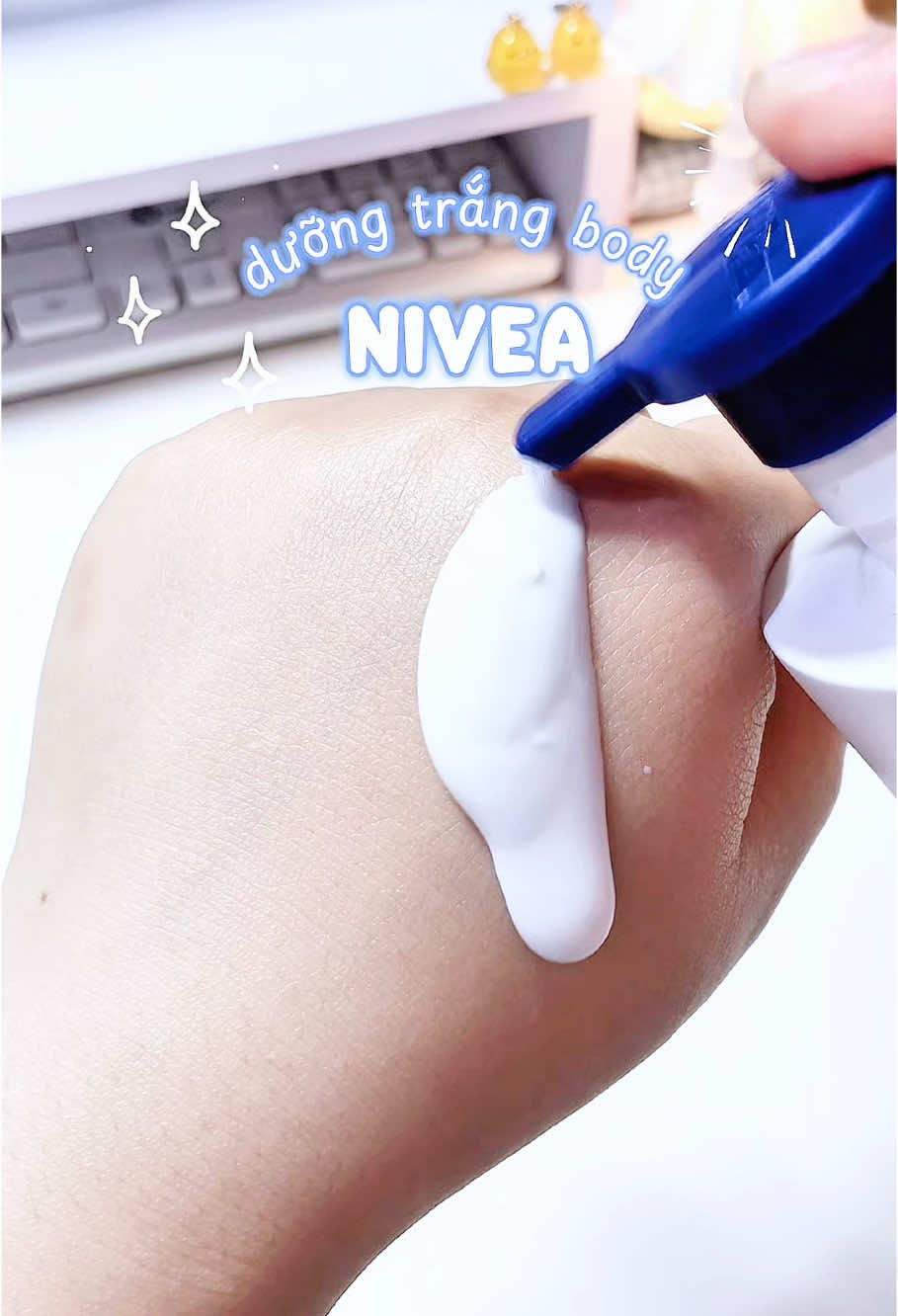 Nivea thì quá xịn rồi 🫧🫧🍓 #nivea #lotion #bodylotion #bodycare #suaduongthe #trangda #goclamdep #beauty #xuhuong #xh #tiktok #chamsocda #review #unboxing #reviewlamdep #fyp #bong_review 