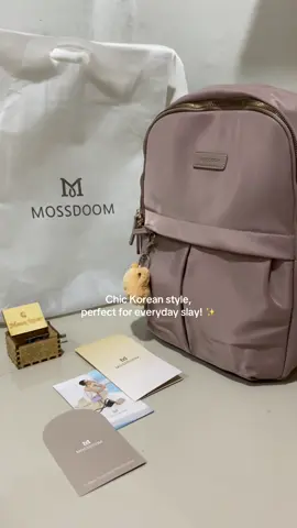 Level up your style with the MOSSDOOM Breton Backpack – trendy, spacious, and totally TikTok-worthy!