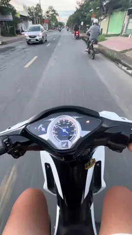 trong tim anh từ khi không còn em nó đã trở nên lạnh lẽo rồi#future125i #wave125i_ไฟเลี้ยวบังลม #future125i #future125i #tamtrangcuatoi #buon 