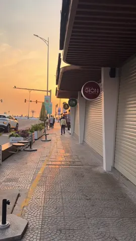 43 town sáng sớm của các bạn đây . #43town #danang #beach 