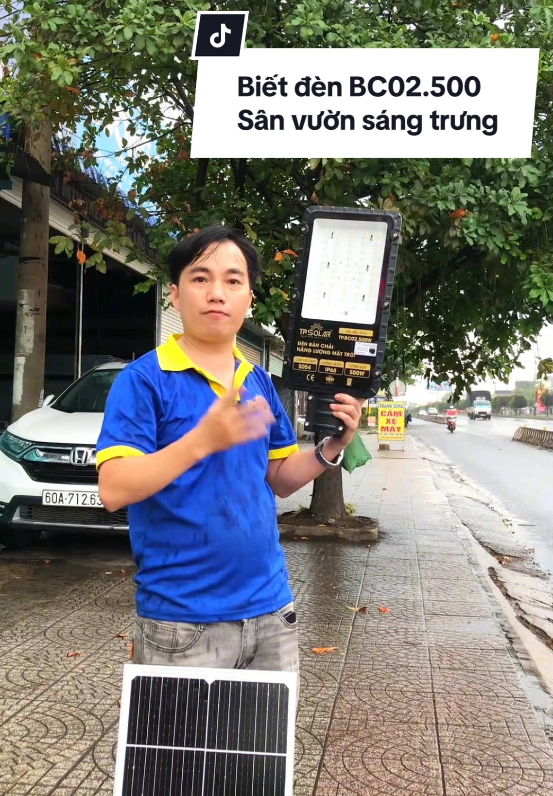 📌 Cả xóm xài đèn năng lượng mặt trời không tốn 1 xu tiền điện mà bạn vẫn dùng đèn điện lưới ngốn điện hàng đêm ư? 🧐🧐#tpsolarstore #tpsolar #dennangluongmattroi #freeship 