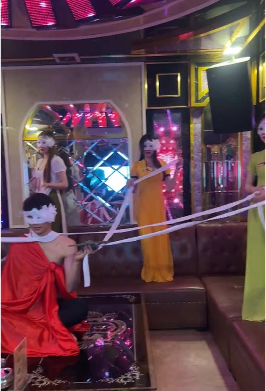 Tui là Đường Tăng thì tập này sẽ là tập cuối rồi #hatkaraoke #karaoketayvịn #baylacxuyenmandem #dicanh 