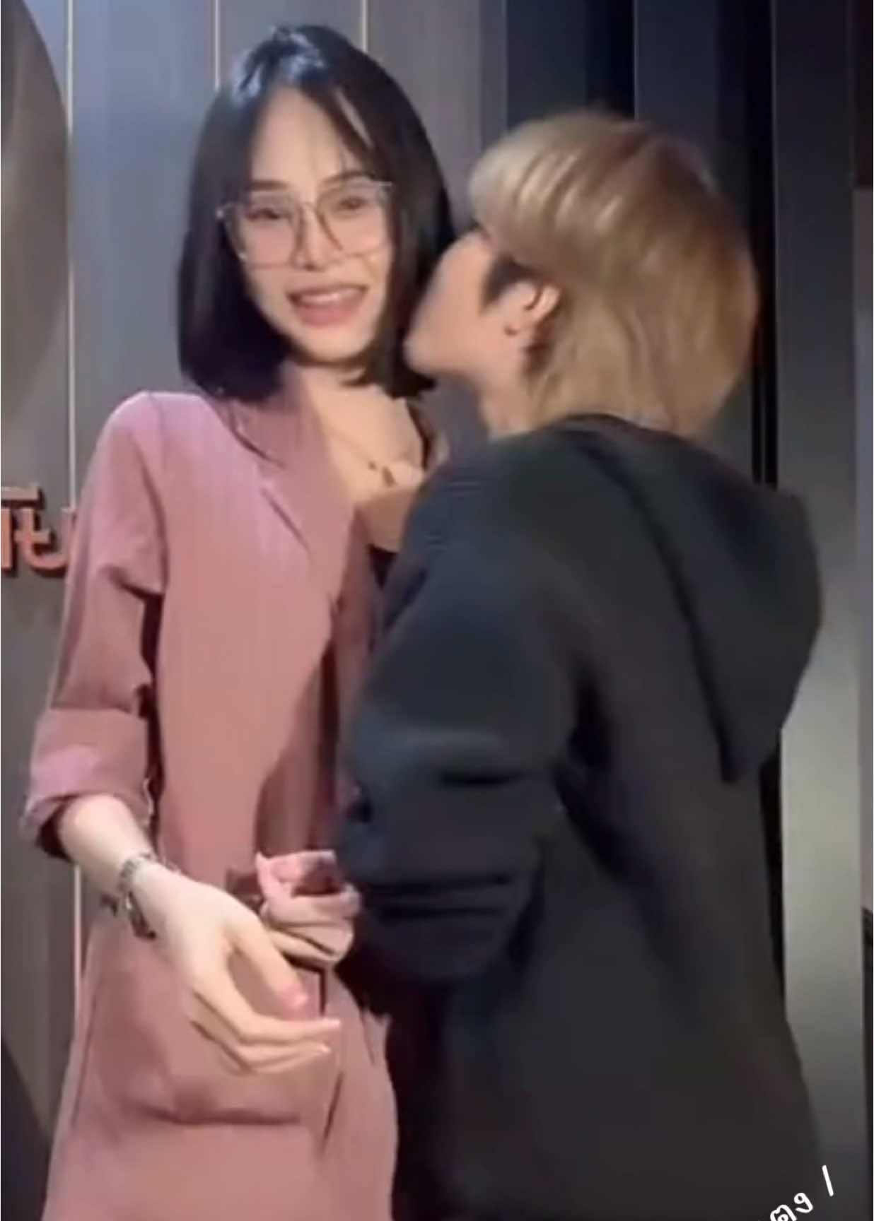 การกระทำแฟนมาก~ #ตุ๊กตานริศรา #เมลตวิษาแปดแสนซาวด์ #แปดแสนซาวด์ 