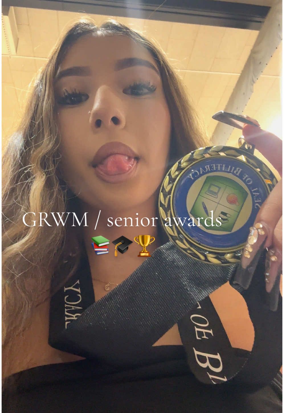 GRWM for SENIOR AWARDS! For anyone wondering, i earned my seal of biliteracy :)! - #fyp #parati #foryoupage #xyzbca #makeup #grwm #grwmforschool #senior #senioryear #medal #billingual #spanish #mexican #latina #educated #beautiful #smart #funny 