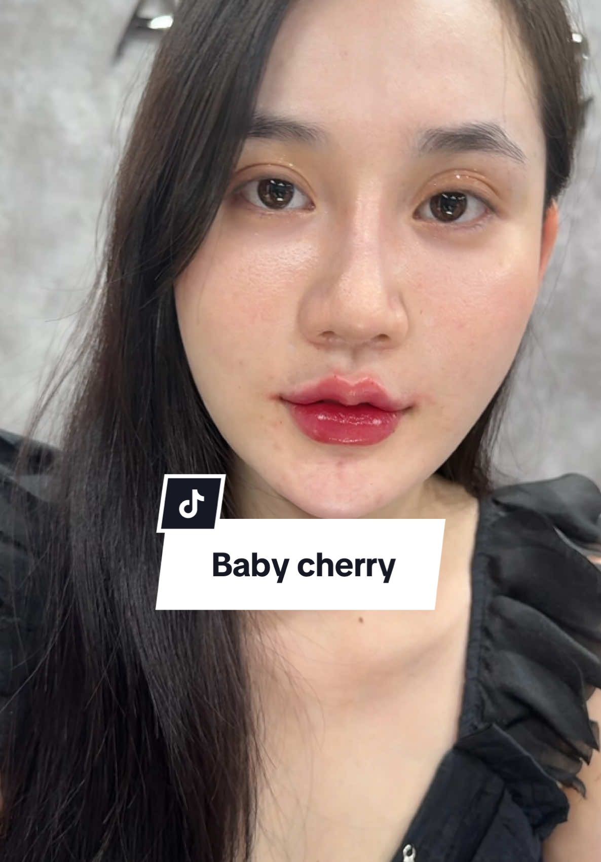 Môi cam thường zoom sát cho các bà xem form nhé 🥰 #vantranfiller #babycherry #mellowlips #xuhuongtiktok 