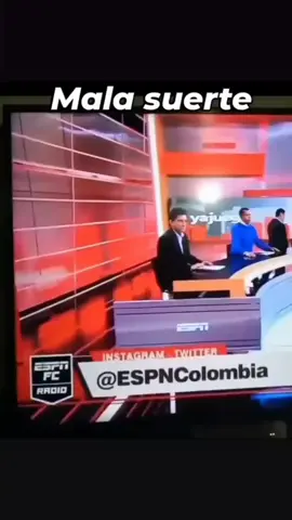 a Oliver le cayó un meteorito en la cabeza #paratí #fyp #meteorito #humor 