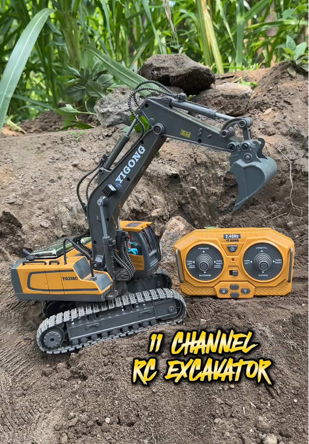 11 CHANNEL RC EXCAVATOR #rc #remotecontrol #rcexcavator #toy #TOYS 