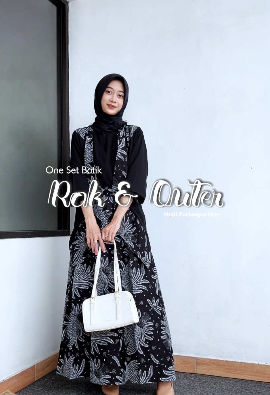 Setelan batik yg bisa di mix and match motif pariangon grey #setbatik #setelanbatik #outerbatik #rokbatik #cardibatik 