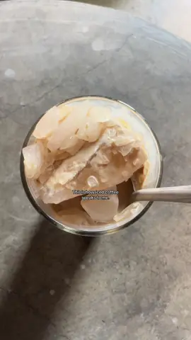 Iced Coffee🤌🏻🤌🏻🤌🏻#foryou #icedcoffee #makeitviral 