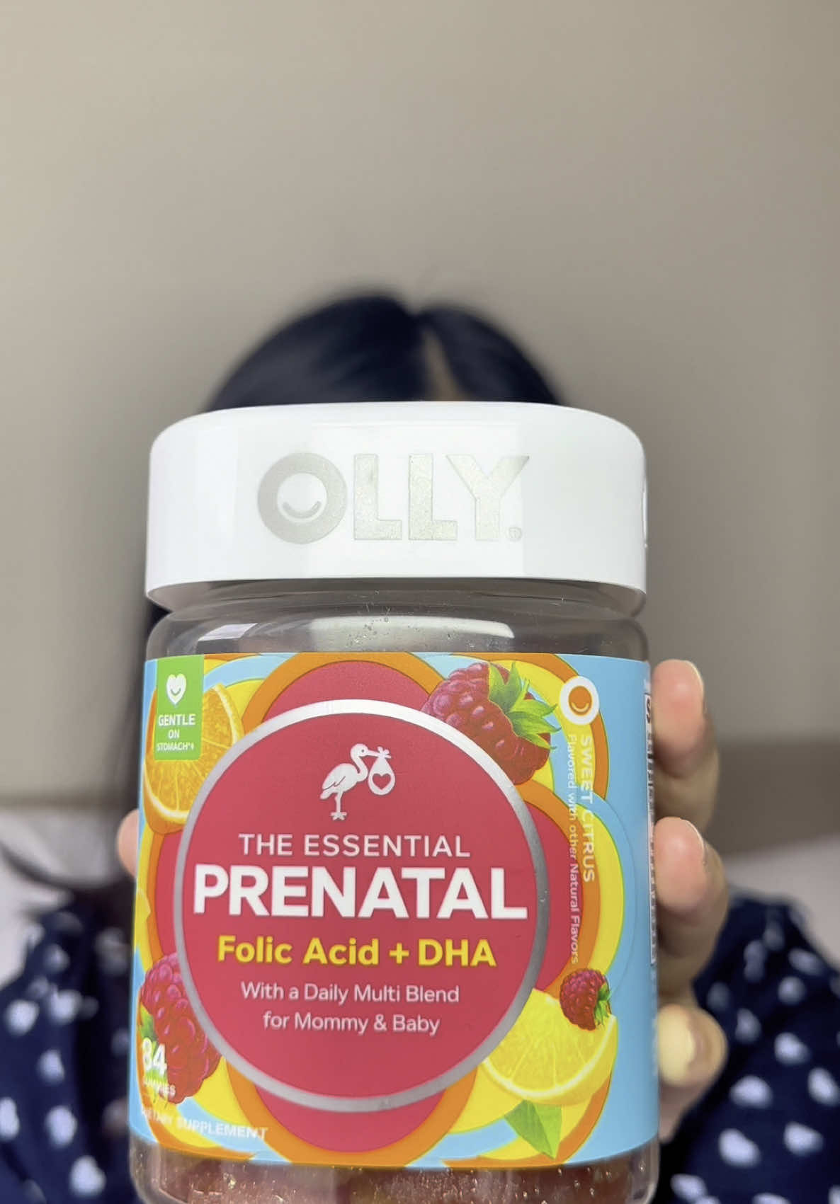 Couldn’t handle those huge prenatal tablets — made me nauseous every time. Tried @OLLY Wellness Prenatal gummies instead and they’ve been way easier on my stomach. Just sharing in case it helps someone out there! #pregnancyjourney #prenatalvitamins #ollygummies #momtok #prenatal #ugccreator #ugcaustralia #ugcexample 